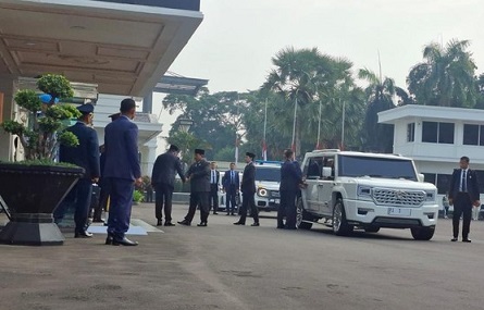 Langkah Terakhir Sang Jenderal: Dari Cikeas hingga Penghormatan Negara di Kemhan