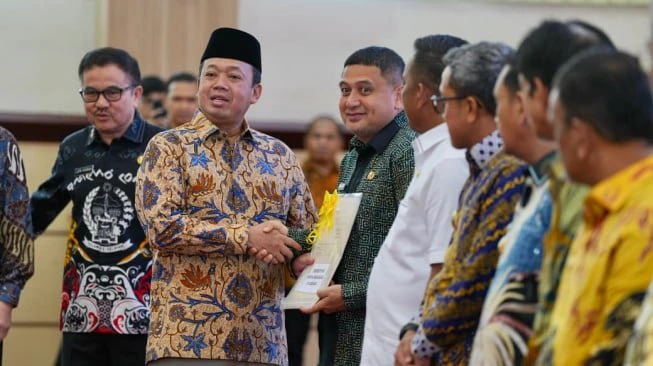 OTT KPK Bongkar Dugaan Suap HGB, Rp106,3 Miliar Disita: Empat Orang yang Disebut Dekat dengan Nusron Jadi Tersangka